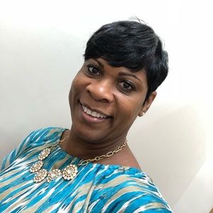 Meet your Posher, Valerie